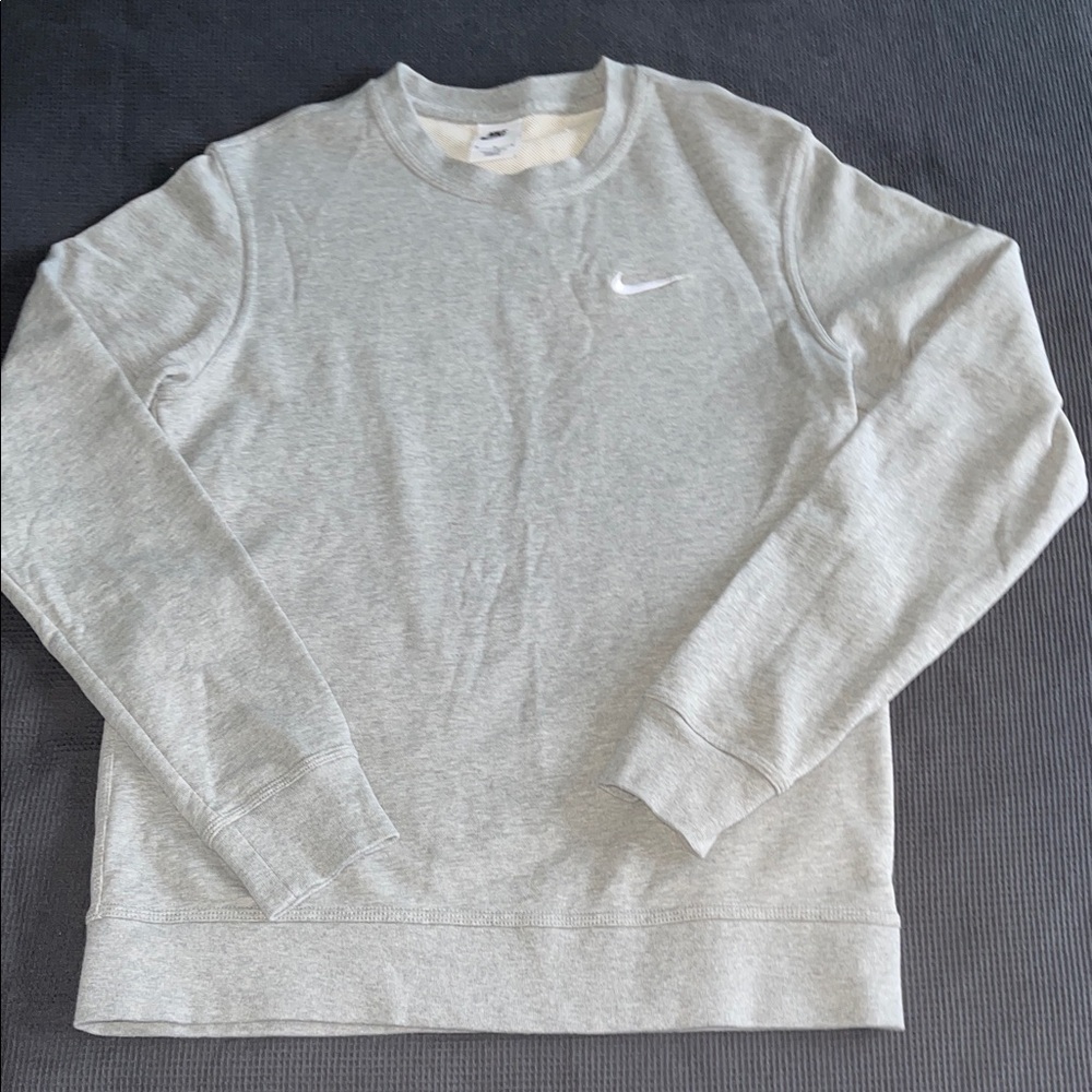 Nike Classic Crew Sweater